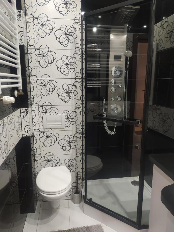 Apartament Rodzinny Z Ogrodkiem W Centrum Gizycka Lötzen Exterior foto